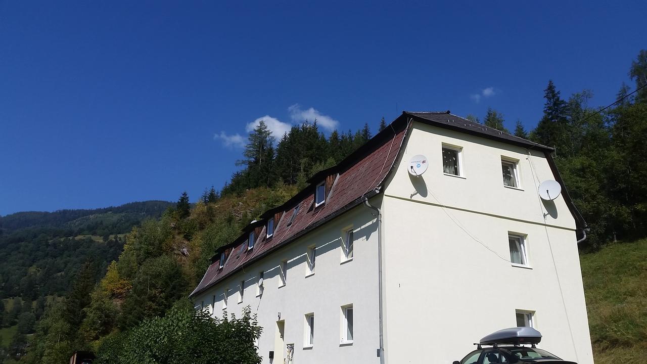 Luxury Apartment Ramingstein Buitenkant foto